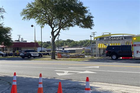 Authorities: Killings in south Georgia town, including at fast food restaurant, leave at least 2 dead
